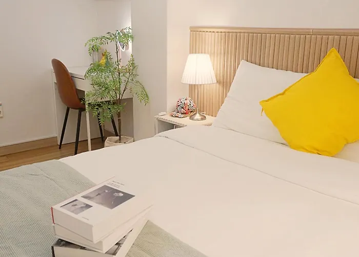 Sun House Apartment *